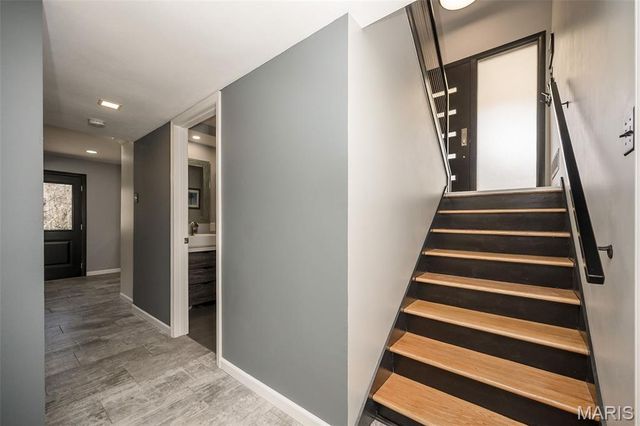 702 Culloden Road, St Louis, MO 63122