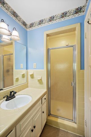 1403 Manor Rd, Columbia, TN 38401