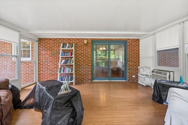 1403 Manor Rd, Columbia, TN 38401