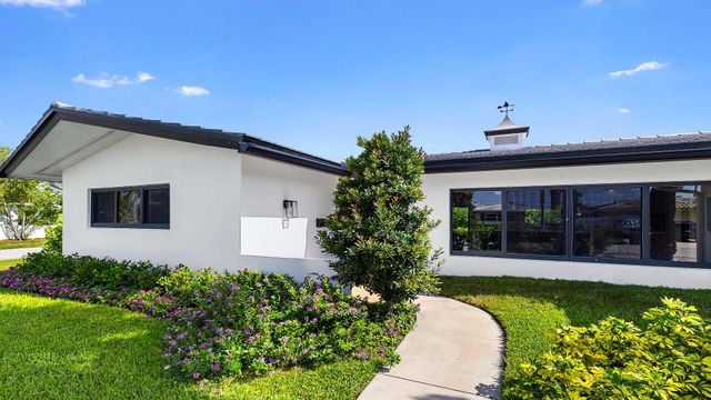 1099 SW 12th Street, Boca Raton, FL 33486