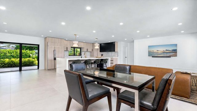 1099 SW 12th Street, Boca Raton, FL 33486
