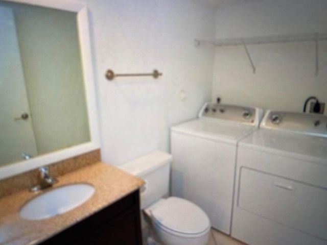 5742 SE Windsong Lane, Stuart, FL 34997