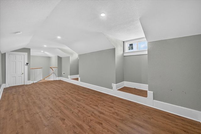 316 S Montreal Avenue, Dallas, TX 75208