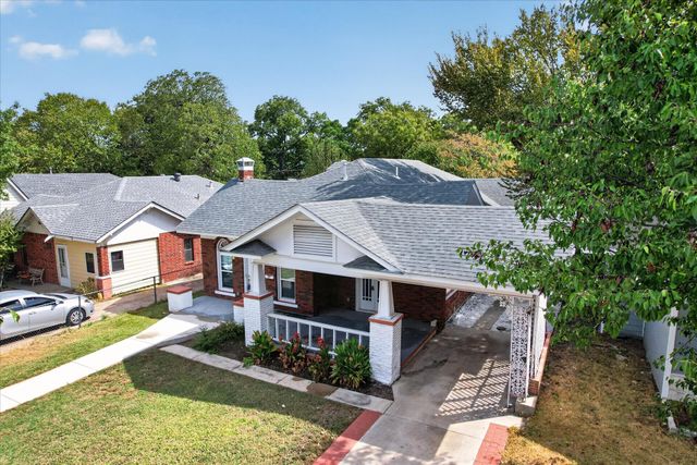 316 S Montreal Avenue, Dallas, TX 75208