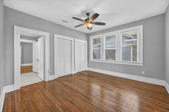 316 S Montreal Avenue, Dallas, TX 75208