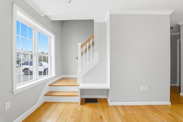 138 Elm Street 35, Kingston, MA 02364