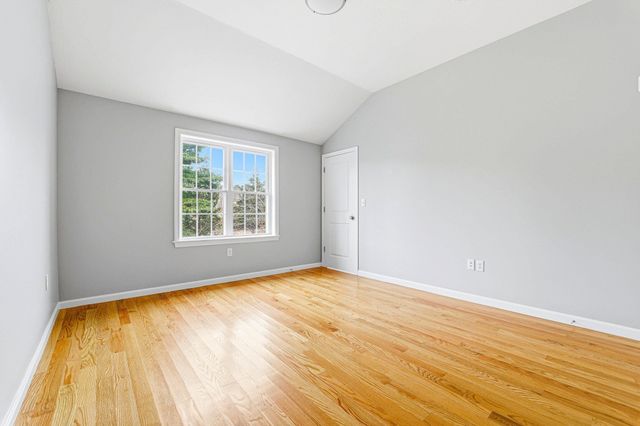 138 Elm Street 35, Kingston, MA 02364