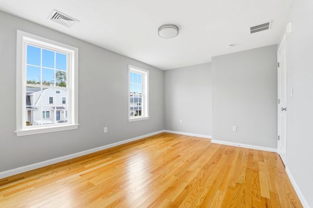 138 Elm Street 35, Kingston, MA 02364