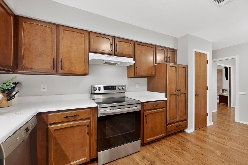 Image 11 of property listing at 4900 Northridge Place NE, Albuquerque, NM 87111