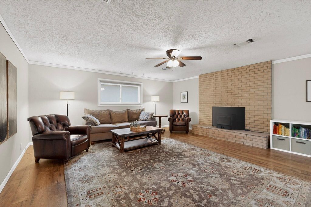 Image 17 of property listing at 4900 Northridge Place NE, Albuquerque, NM 87111