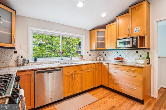 9803 HILL ST, Kensington, MD 20895