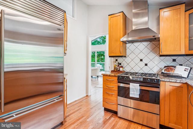 9803 HILL ST, Kensington, MD 20895