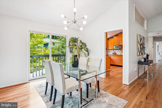 9803 HILL ST, Kensington, MD 20895