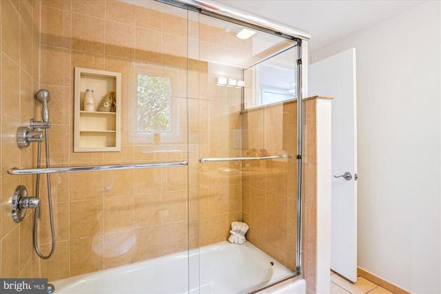 9803 HILL ST, Kensington, MD 20895