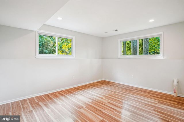 9803 HILL ST, Kensington, MD 20895