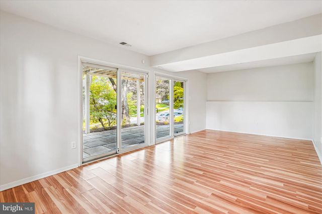 9803 HILL ST, Kensington, MD 20895