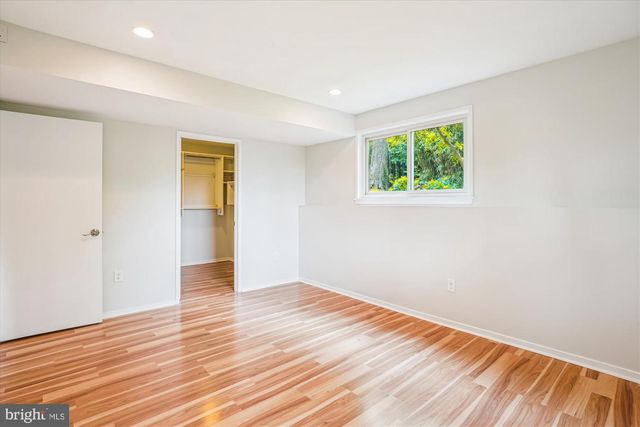 9803 HILL ST, Kensington, MD 20895