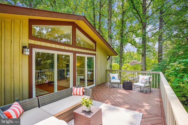 9803 HILL ST, Kensington, MD 20895