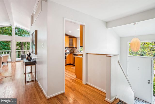 9803 HILL ST, Kensington, MD 20895