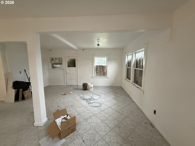 3945 Sw 185TH Ave, Beaverton, OR 97078