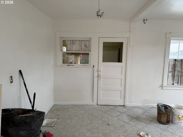 3945 Sw 185TH Ave, Beaverton, OR 97078