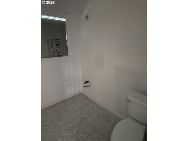 3945 Sw 185TH Ave, Beaverton, OR 97078