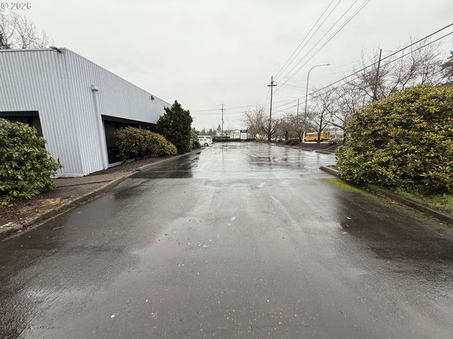 3945 Sw 185TH Ave, Beaverton, OR 97078