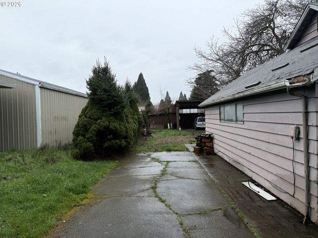 3945 Sw 185TH Ave, Beaverton, OR 97078