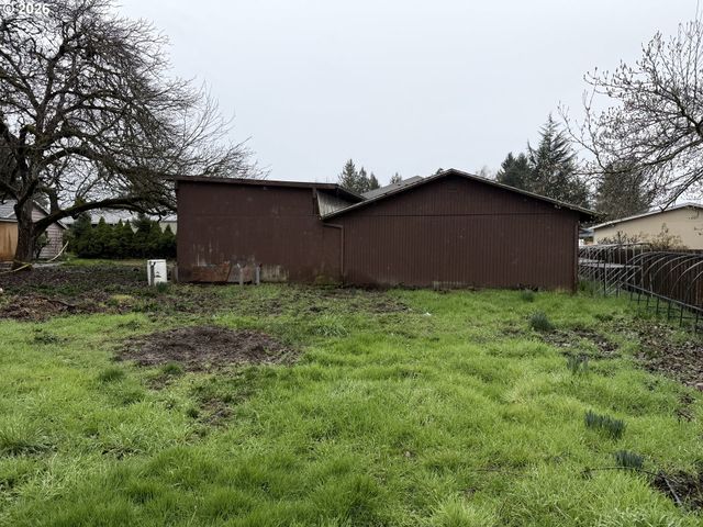 3945 Sw 185TH Ave, Beaverton, OR 97078