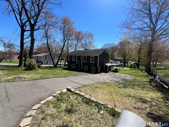 8 Rocco Drive, Wolcott, CT 06716