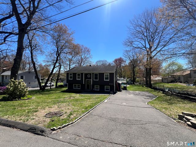 8 Rocco Drive, Wolcott, CT 06716