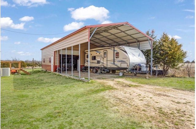 2035 FM-1566, Celeste, TX 75423