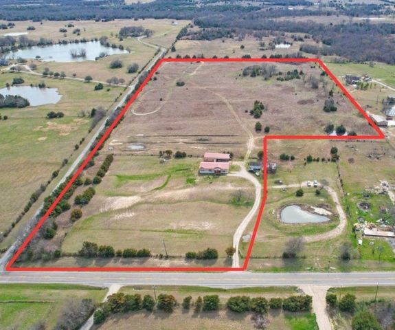 2035 FM-1566, Celeste, TX 75423