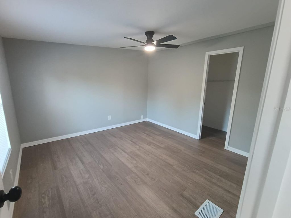 Image 20 of property listing at 140 COOLWATER, Satsuma, FL 32189