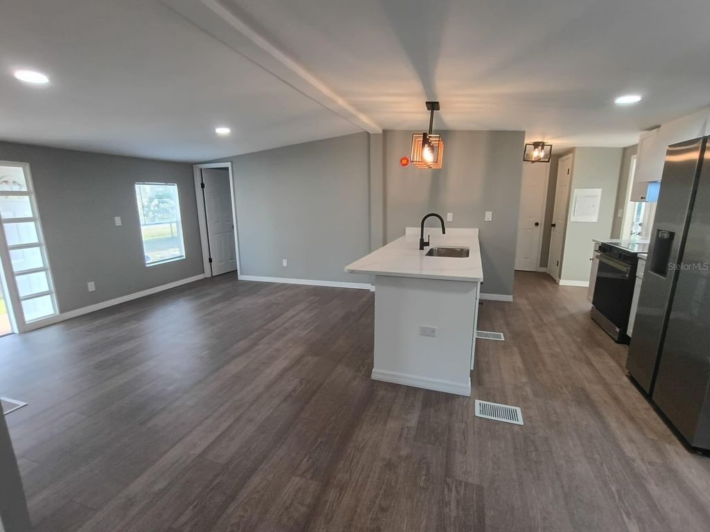 Image 22 of property listing at 140 COOLWATER, Satsuma, FL 32189