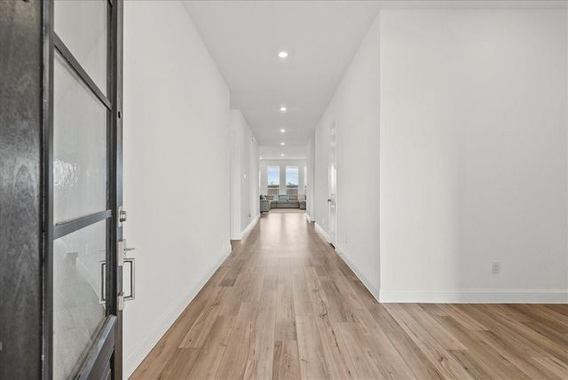 4911 Dickens Landing Drive, League City, TX 77573