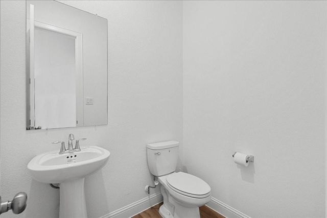 4911 Dickens Landing Drive, League City, TX 77573