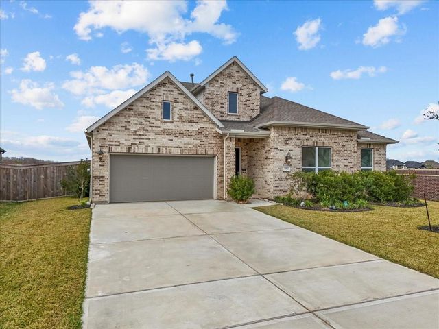4911 Dickens Landing Drive, League City, TX 77573