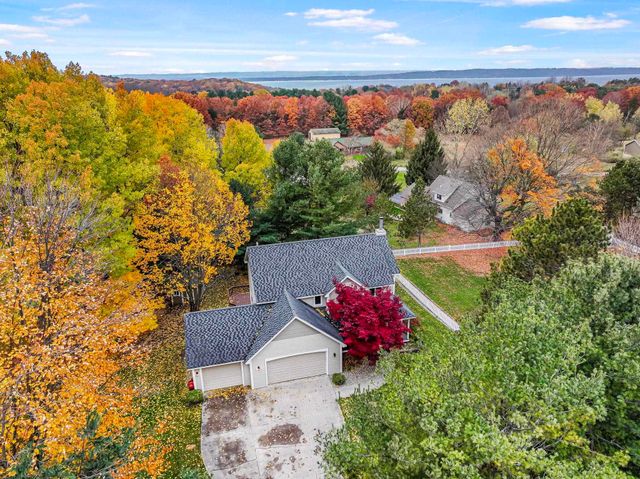 3721 Kennedy Place, Williamsburg, MI 49690