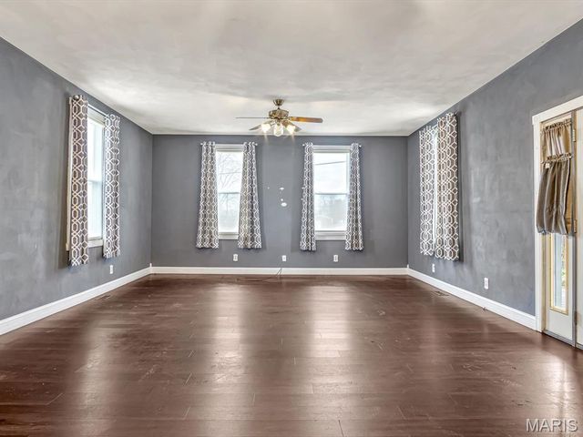 110 N Park Street, Hecker, IL 62248