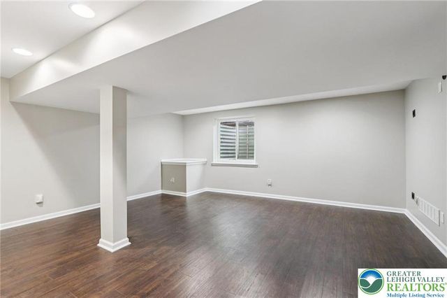 270 Milkweed Drive, Upper Macungie Twp, PA 18104