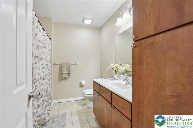 270 Milkweed Drive, Upper Macungie Twp, PA 18104