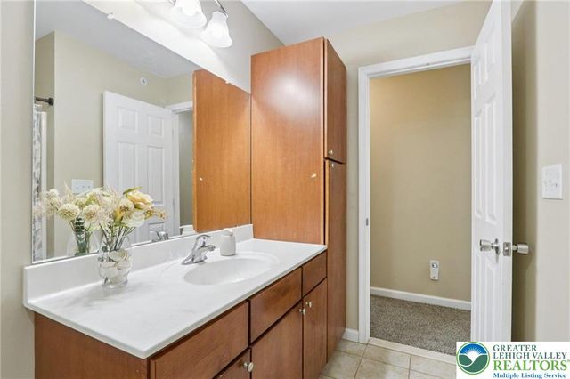 270 Milkweed Drive, Upper Macungie Twp, PA 18104