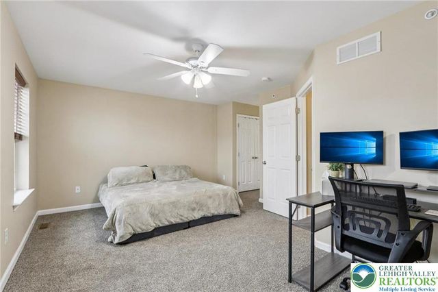 270 Milkweed Drive, Upper Macungie Twp, PA 18104