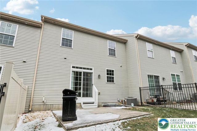 270 Milkweed Drive, Upper Macungie Twp, PA 18104
