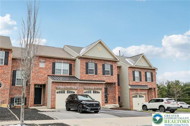 270 Milkweed Drive, Upper Macungie Twp, PA 18104