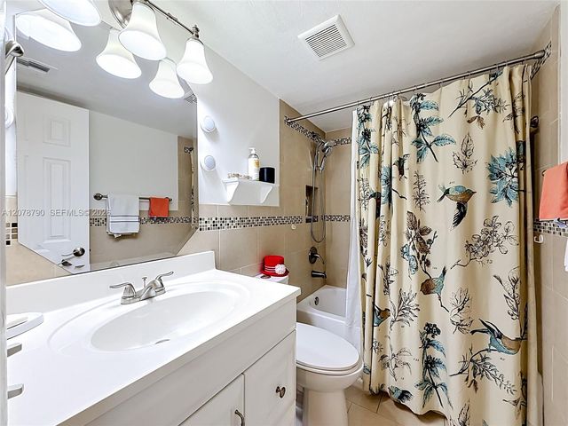 9350 Fontainebleau Boulevard 101, Miami, FL 33172