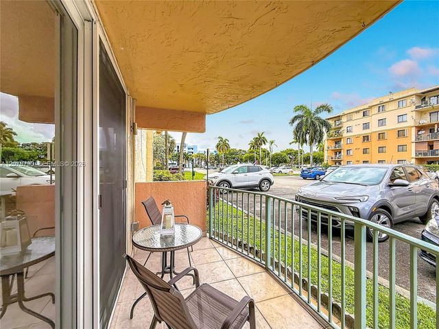 9350 Fontainebleau Boulevard 101, Miami, FL 33172