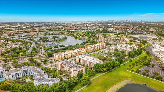 9350 Fontainebleau Boulevard 101, Miami, FL 33172