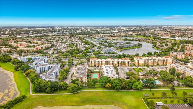 9350 Fontainebleau Boulevard 101, Miami, FL 33172